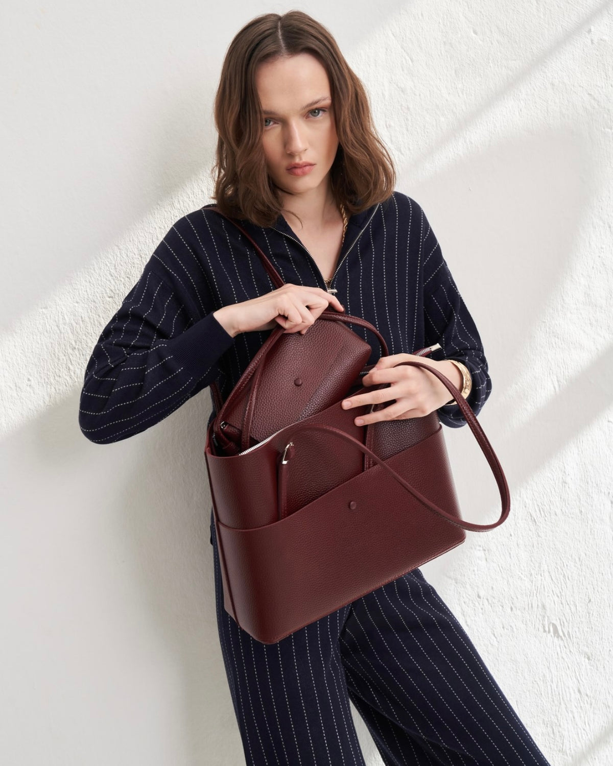 The 2 Pieces Bella Bag In Burgundy